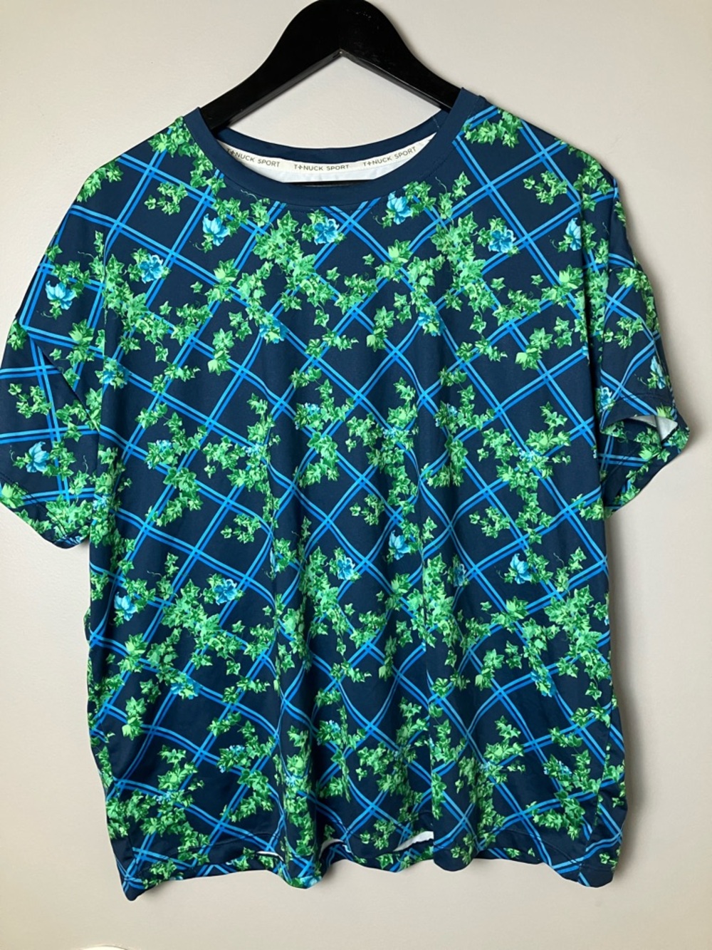 Tuckernuck Tnuck Sport Navy English Ivy Short Sleeve Ryan Boyfriend Tee Size XL
